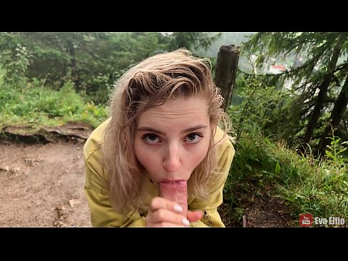❤️ Ragazza ingoia cum dopu un pompino publicu - Eva Elfi ☑ Sluts à noi ❌
